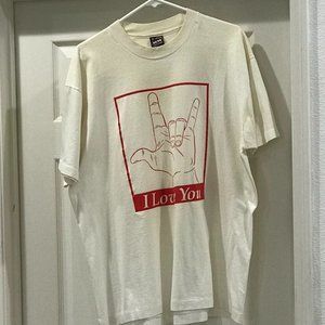 Sign "I Love You" T-shirt